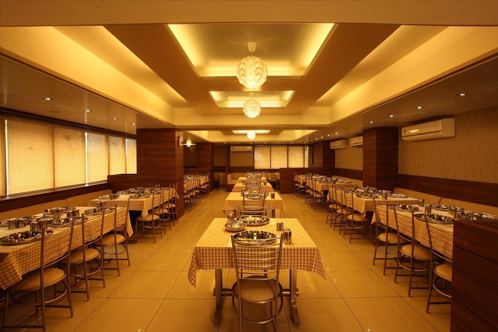 Hotel Classique Райкот Екстериор снимка