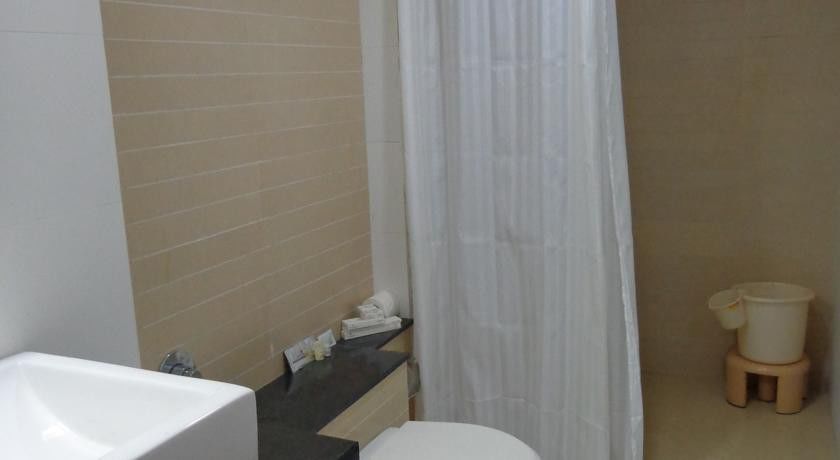 Hotel Classique Райкот Екстериор снимка