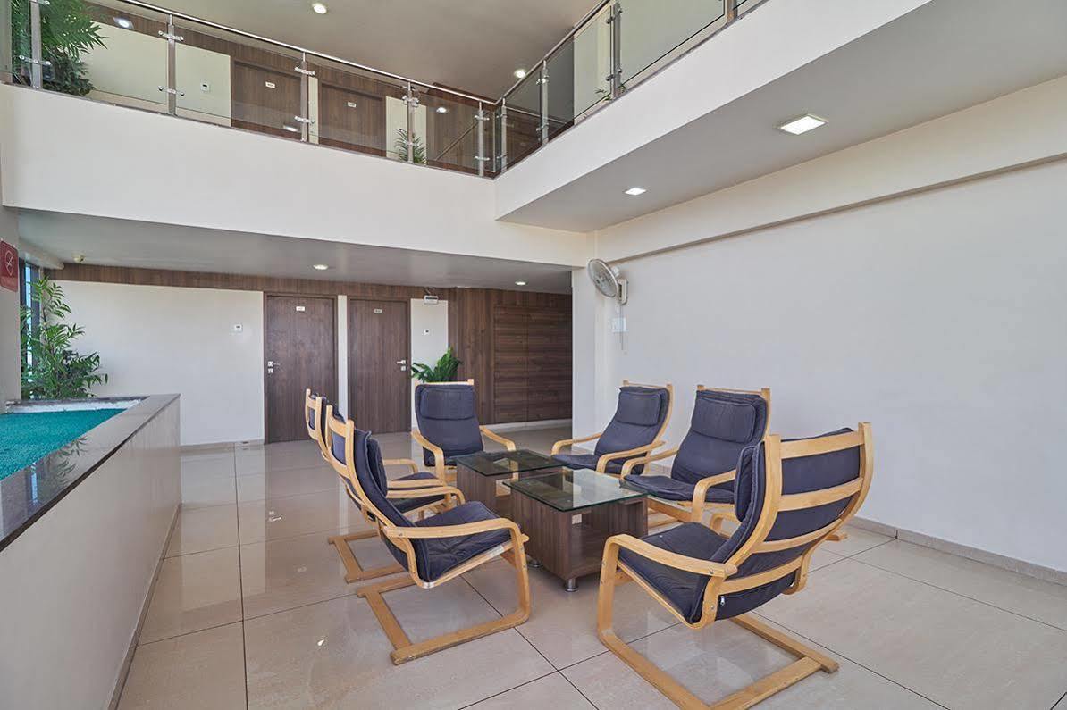 Hotel Classique Райкот Екстериор снимка